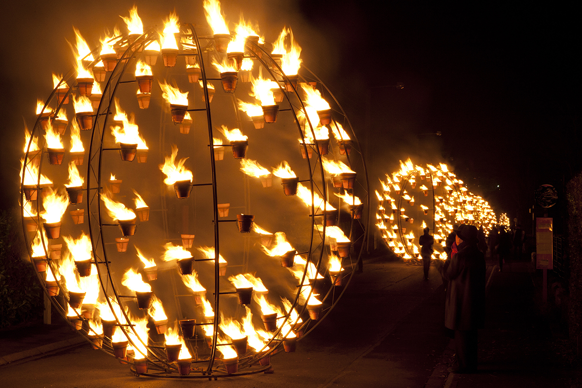 Installation de feu - Cie Carabosse